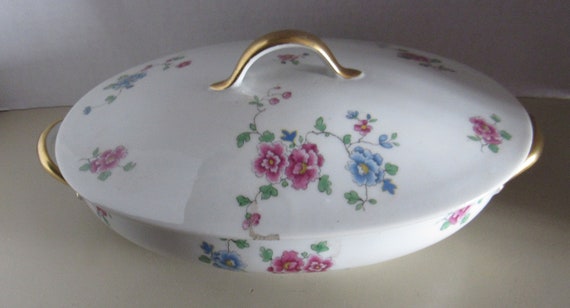 Haviland Limoges covered vegetable dish