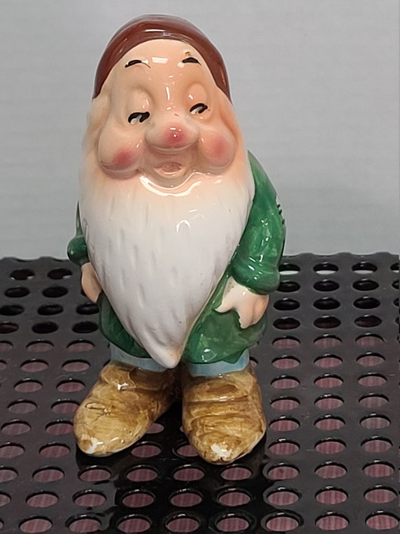 Snow White Dwarf Sleepy