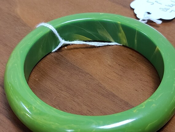 Bakelite green bracelet - Etsy 日本