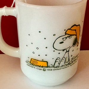 Vintage Fire King Snoopy Mug: 