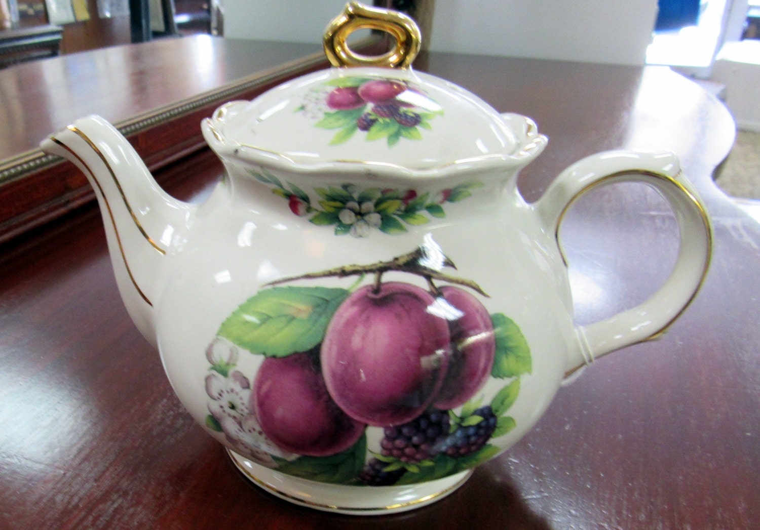 Sadler teapot made in England