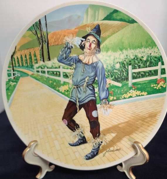 Wizard of Oz Plate Scarecrow