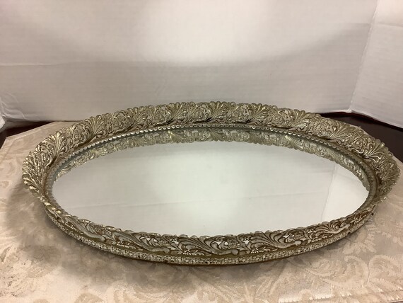 Oval Mirror vanity tray