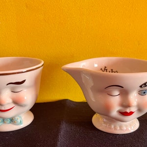 Bailey&#39;s sugar & creamer winking eye