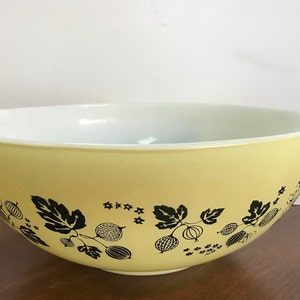 Pyrex Black Gooseberry #444 on yellow