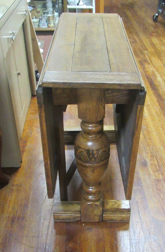 Oak Gateleg Table