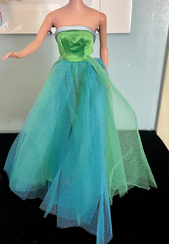 Barbie Senior Prom #951 with heels