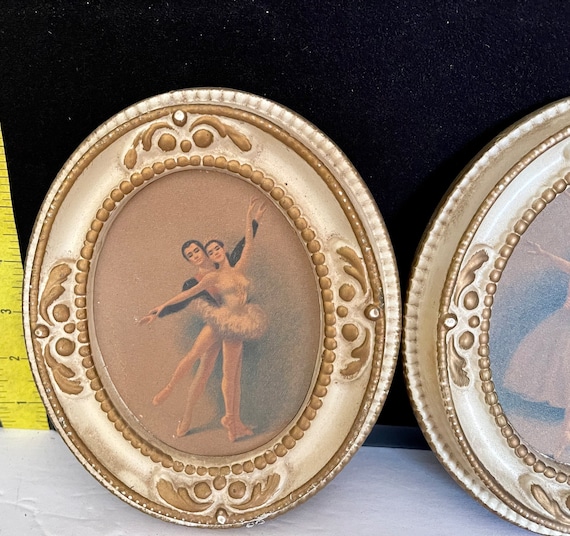 Ballet Oval prints