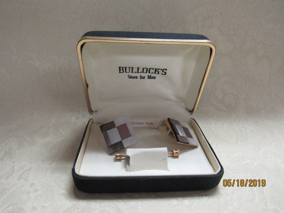 Vintage cufflinks and tie clasp mother of pearl - image 1