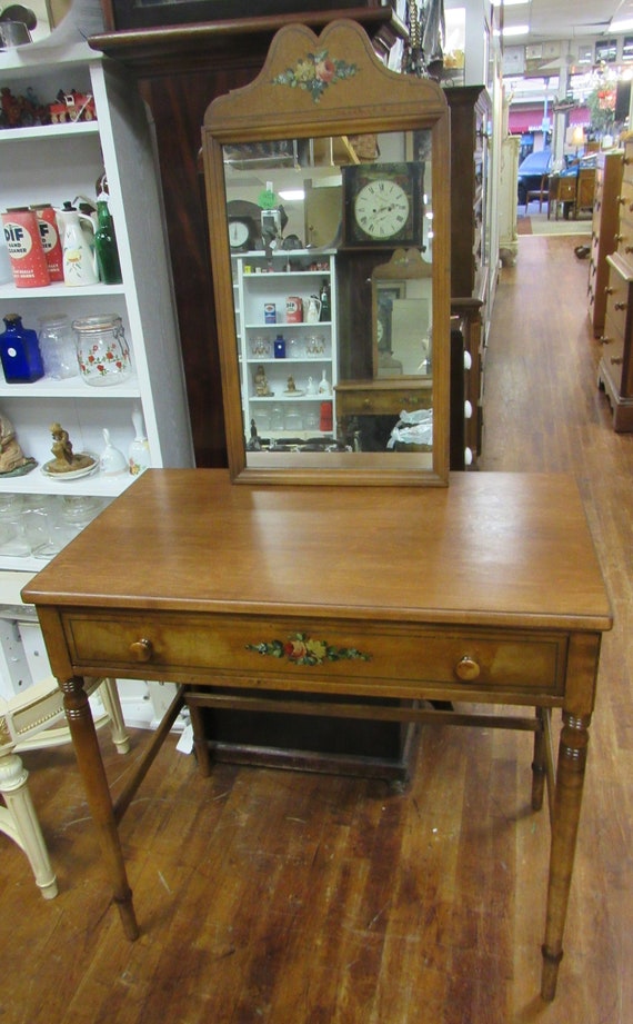 Vintage desk or vanity