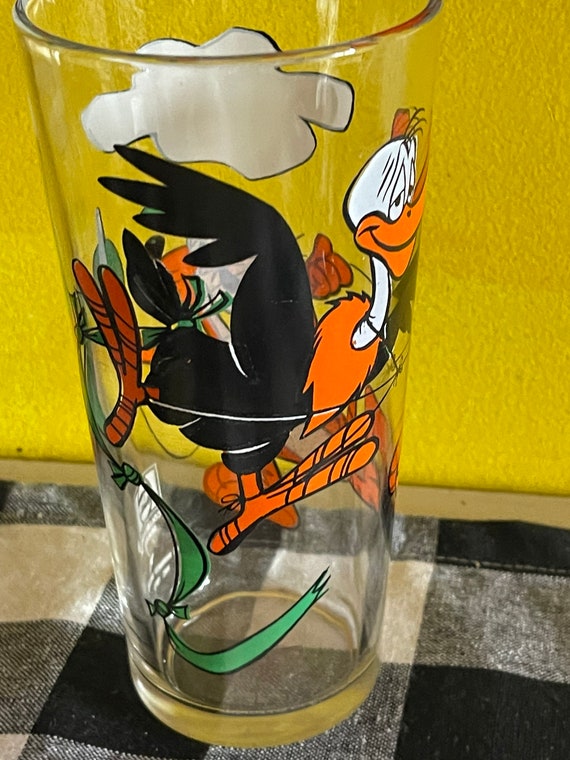 Beaky Buzzard & Cool Cat Pepsi glass