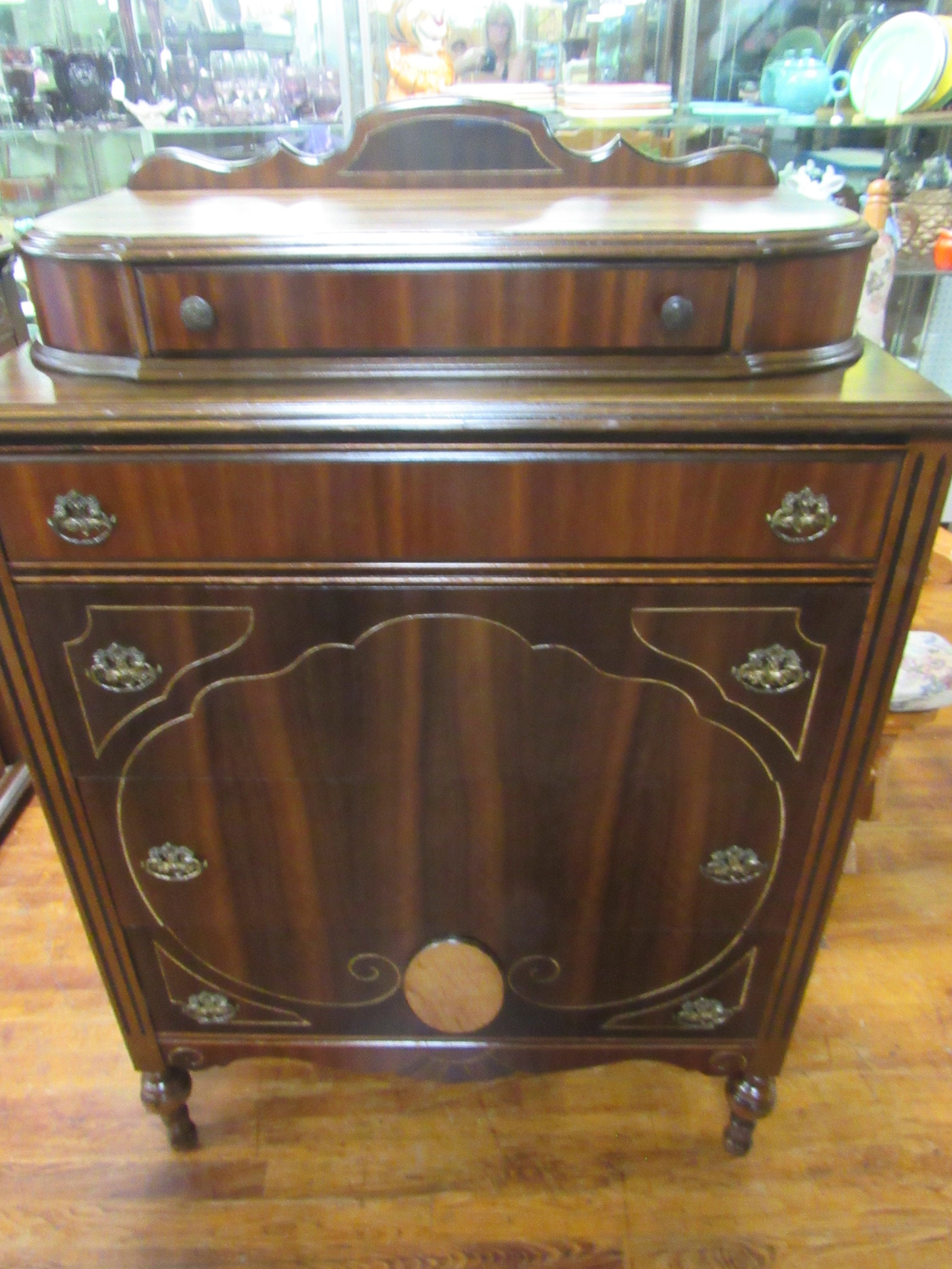 gallery photo
