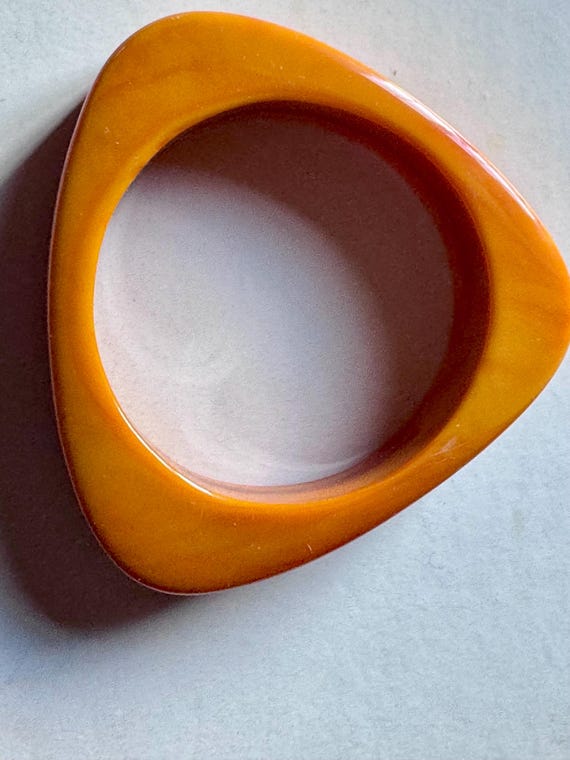 Bakelite triangle bangle bracelet - image 5