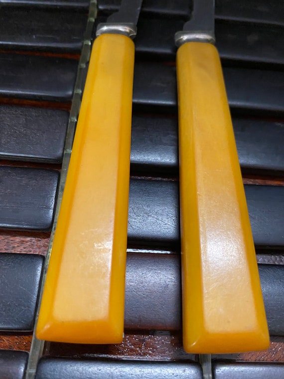 Henry’s Bakelite Butterscotch Knives