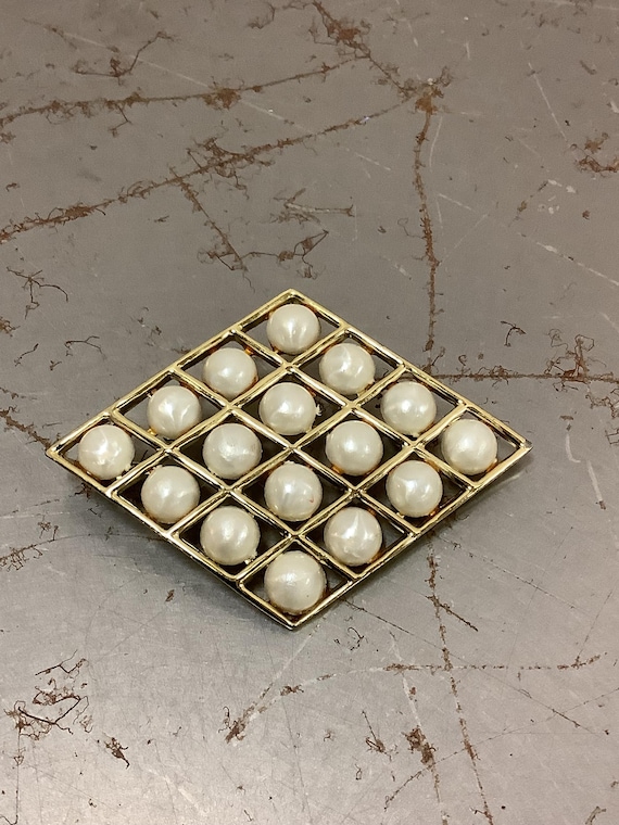 Faux Pearl Brooch