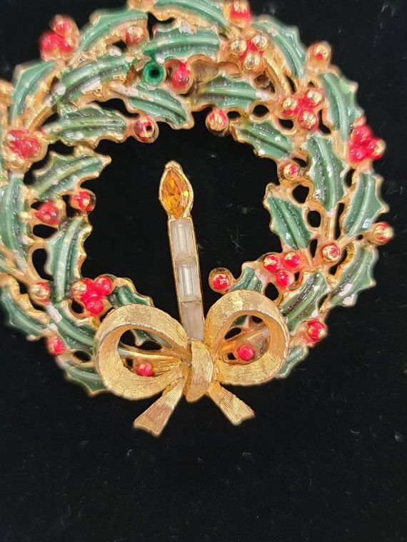 Christmas Wreath Brooch - image 2