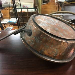 Handmade cooking pot