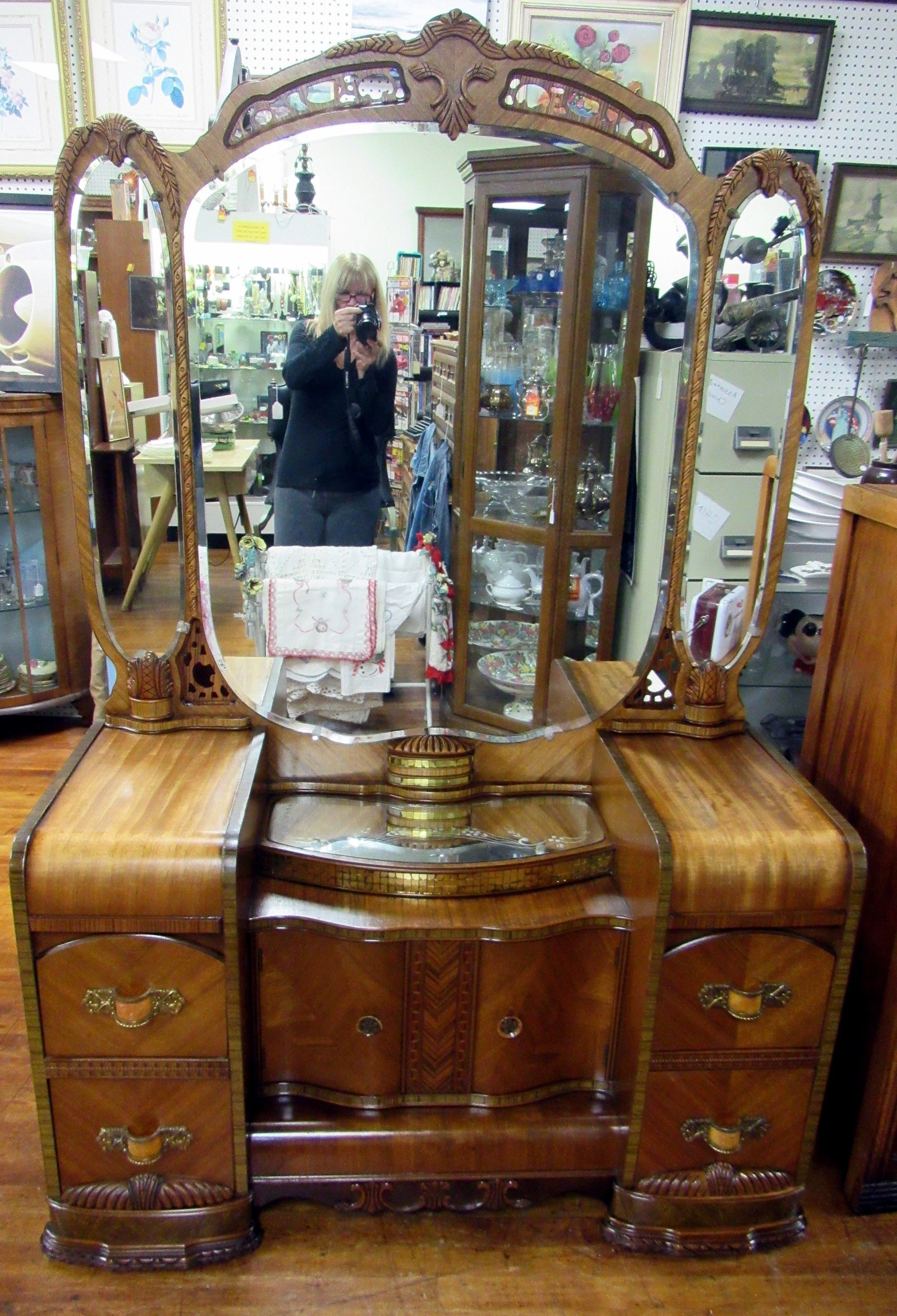 gallery photo