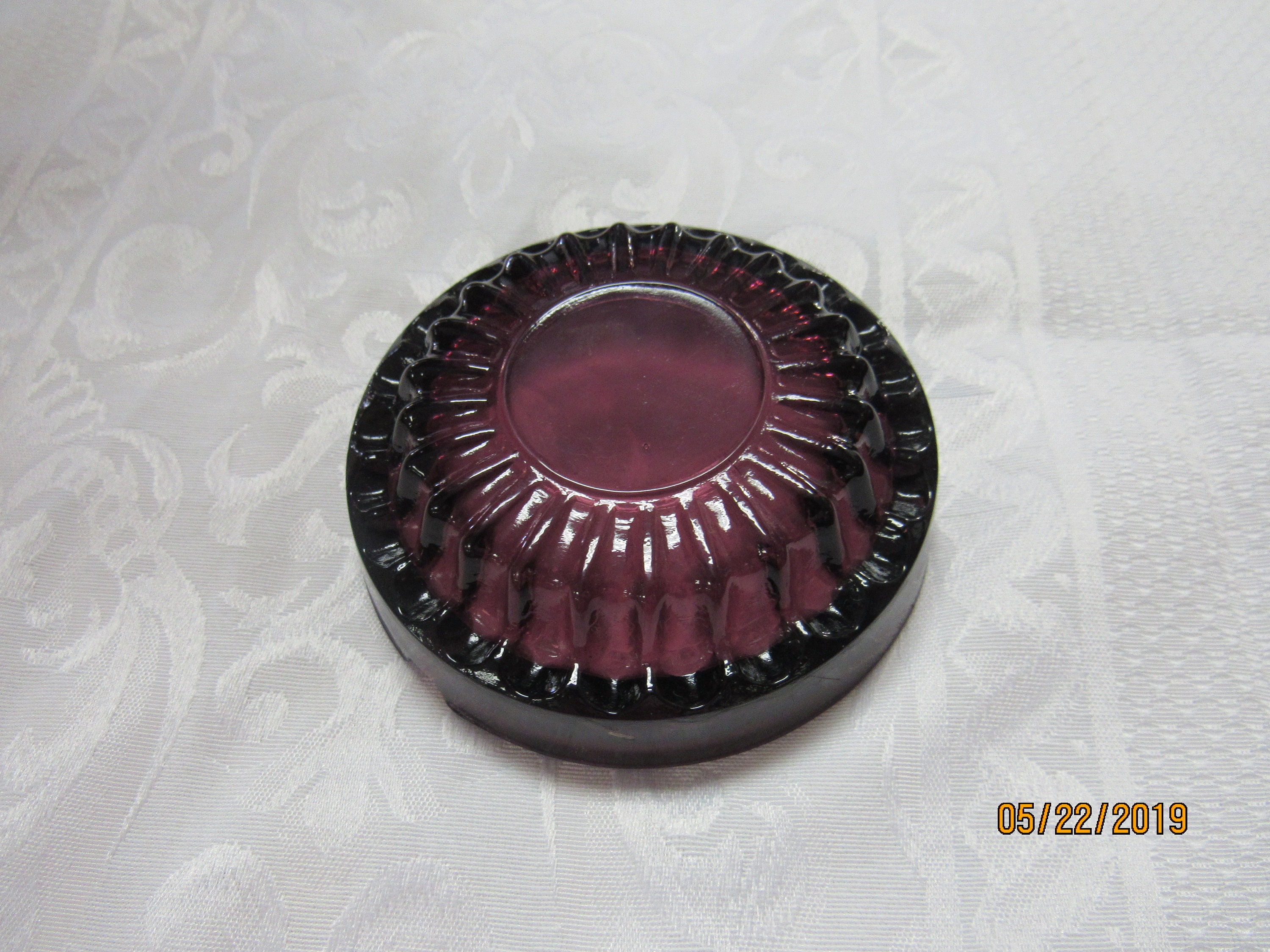 pURPLE GLASS ASHTRAY