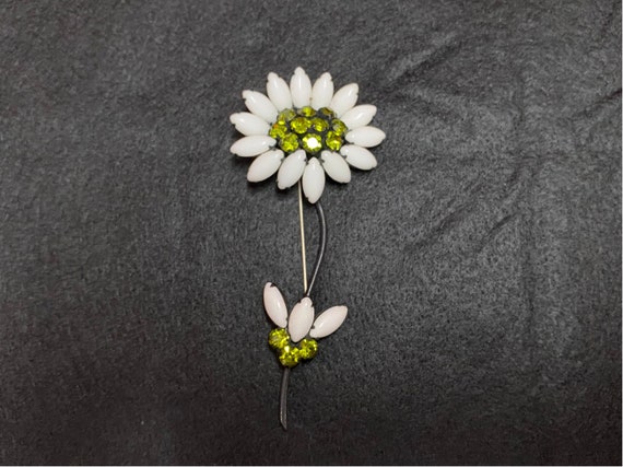 Morning Glory Brooch