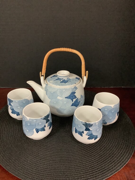 Japanese Teapot and Cups set