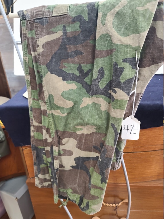 Military camouflage cargo pants