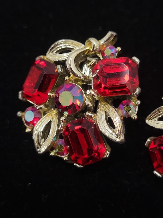 Lisner Red Clip On Earrings