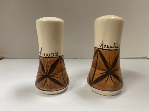 Hawaii Salt and Pepper Shakers