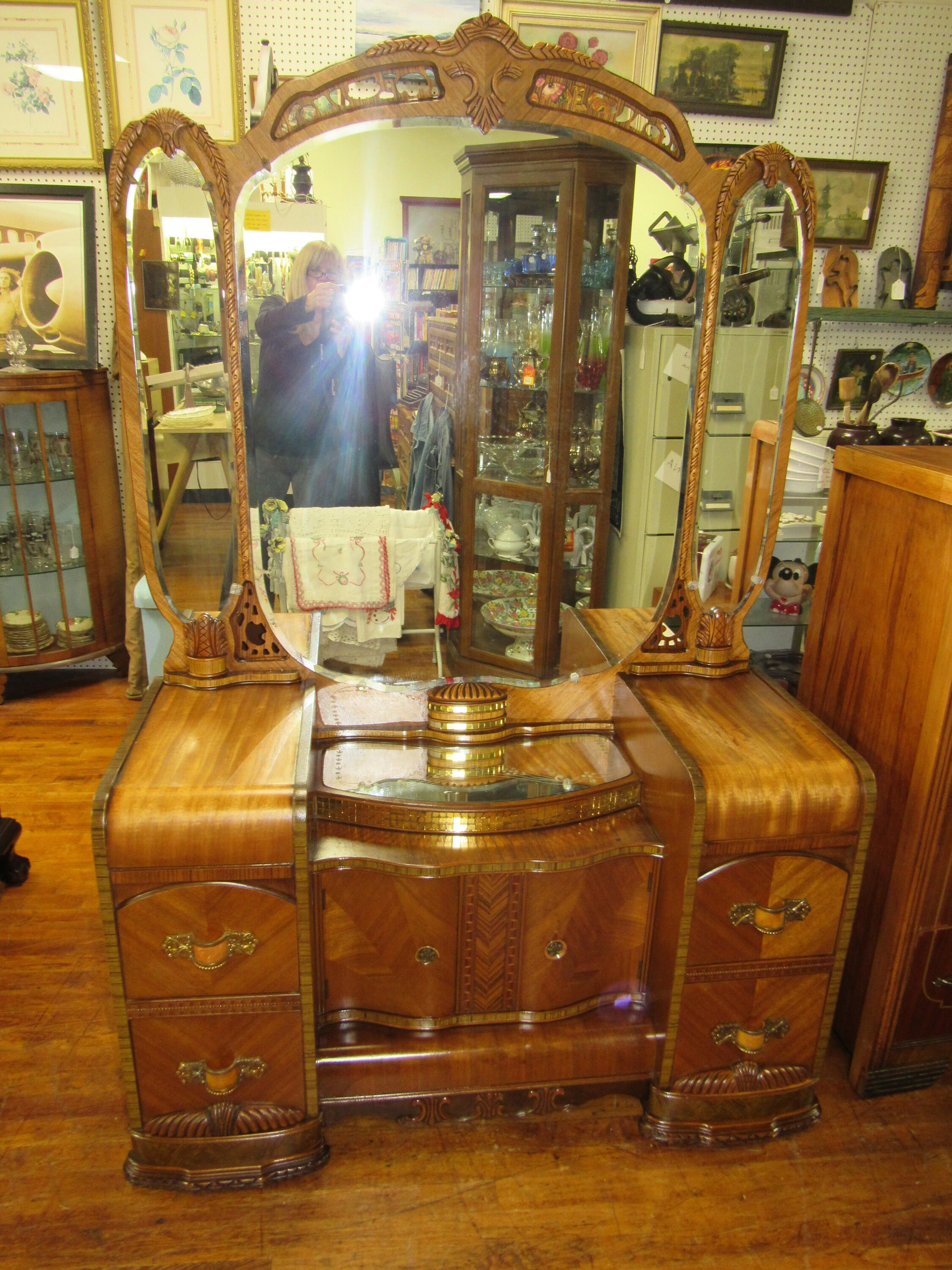 gallery photo