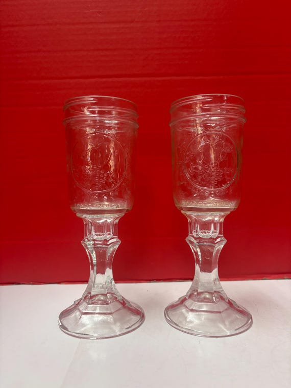Pair of Ball Redneck Wine Glasses