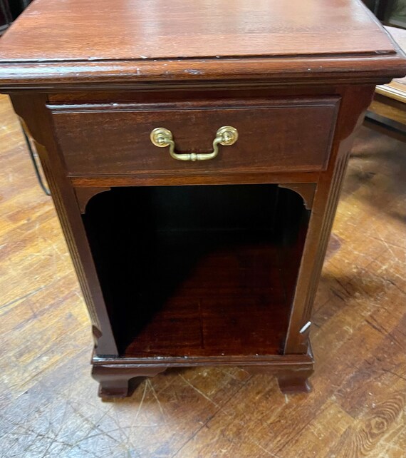 Mahogany Night stand or end table