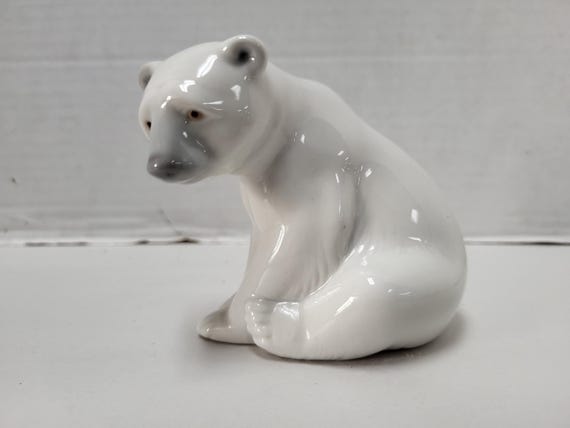 Lladro Polar Bear