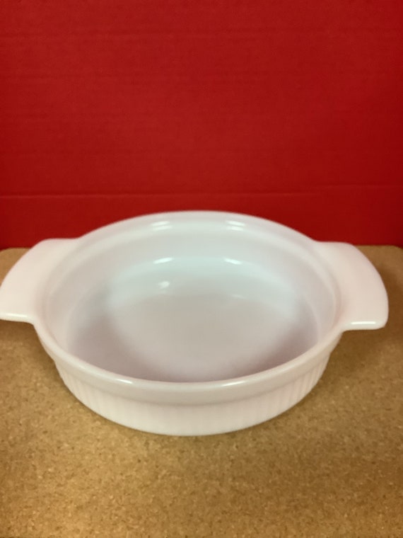 Fire King Round Casserole Dish