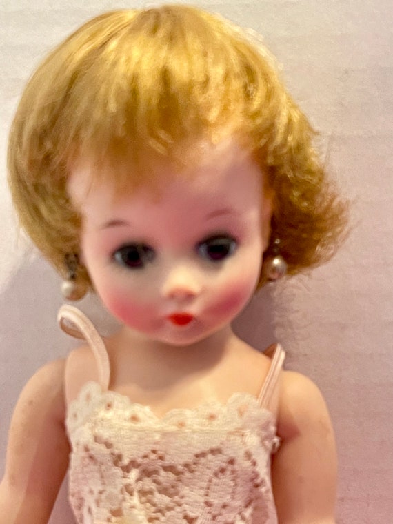 Madame Alexander Cissette doll
