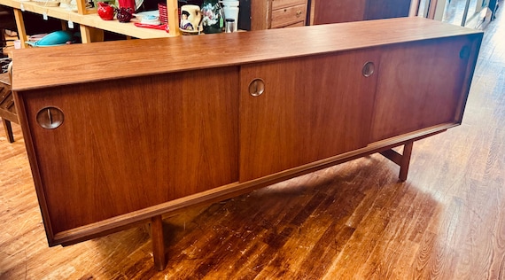 Mid Century Teak Credenza by Moreddi