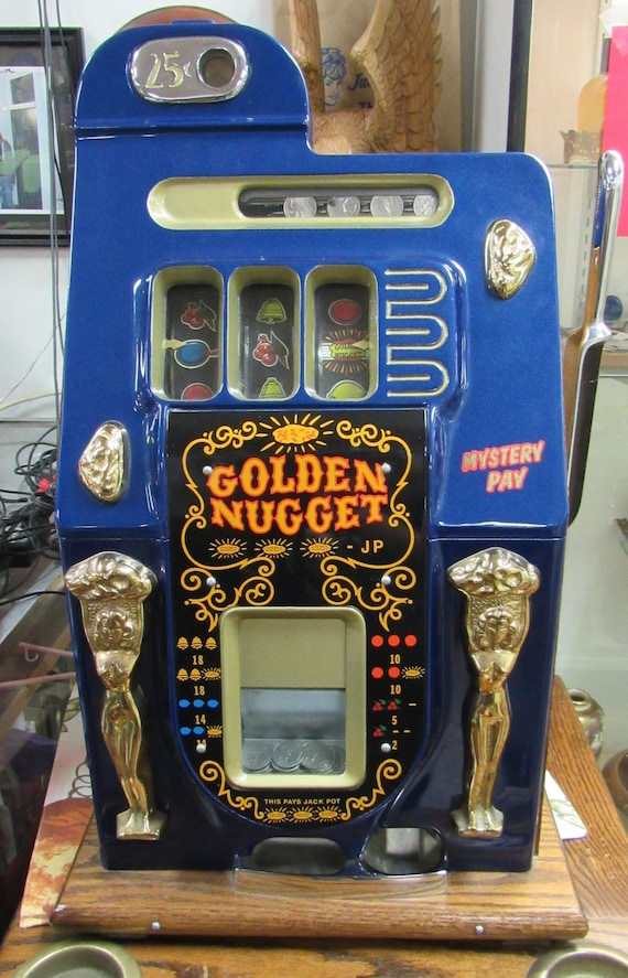 Vintage slot machine - Golden Nugget