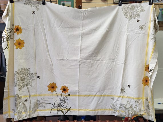 Williams Sonoma Tablecloth