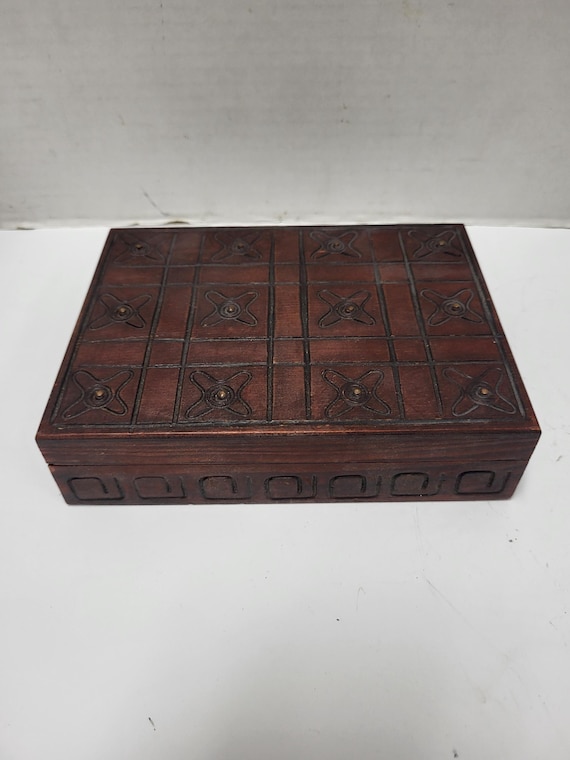 Square Pattern Decorative Wood Box