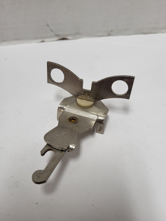 Heuck Can Opener