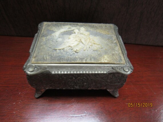 Jewelry music box