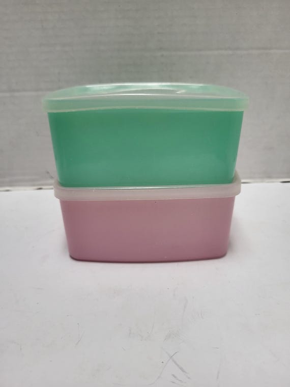 Vintage Square Tupperware Boxes (1970's) – Set of 2