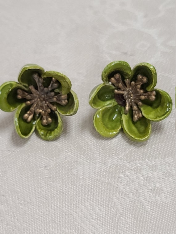 Green Flower clip on earrings