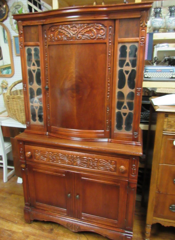 Mahogany china cabinet