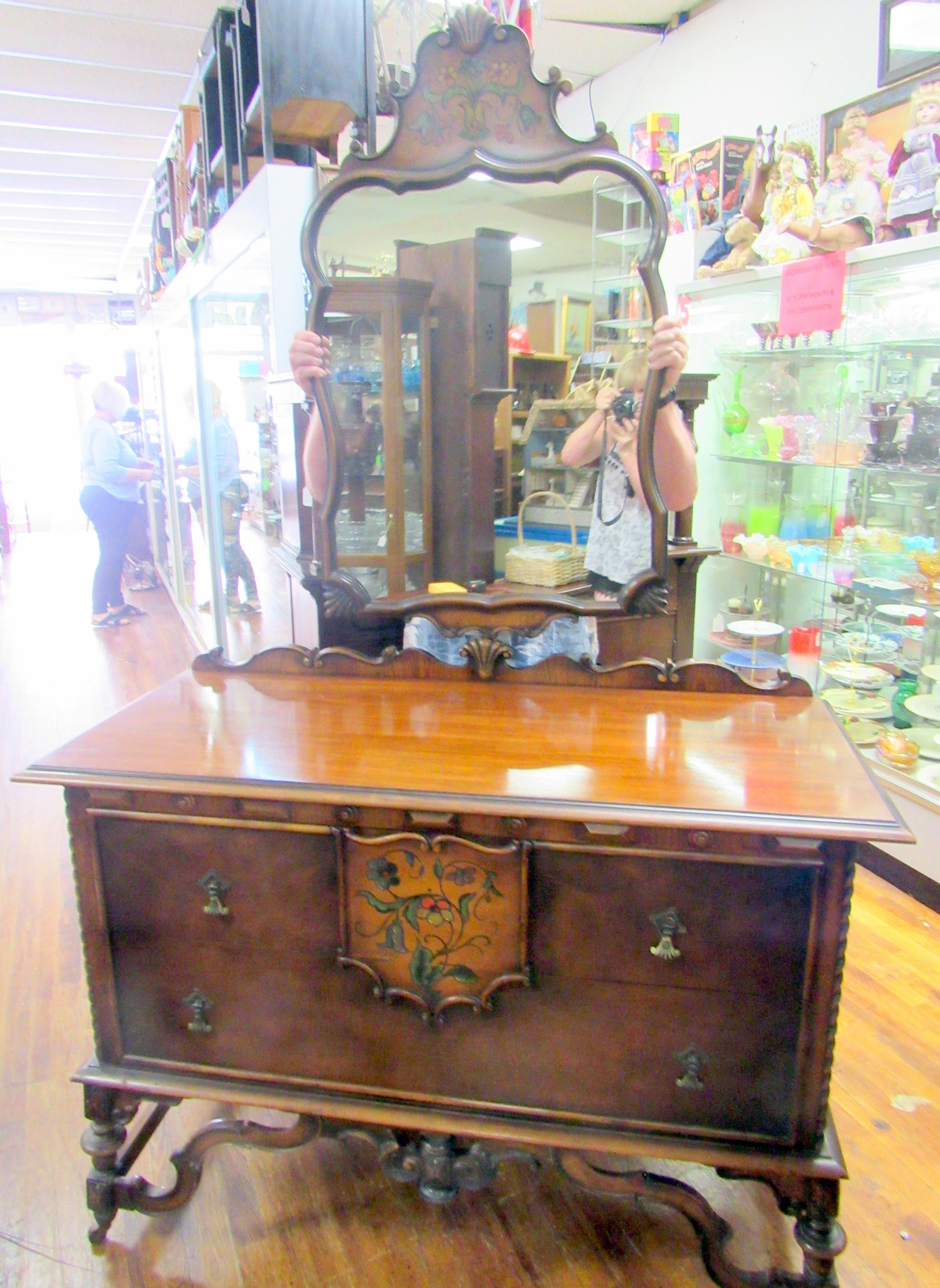 gallery photo