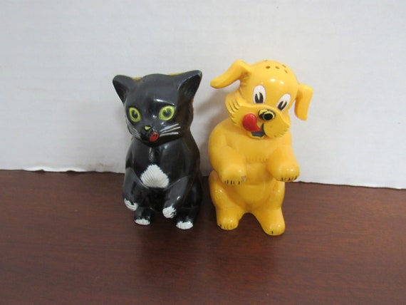 Dog and Cat Salt and Pepper Shakers