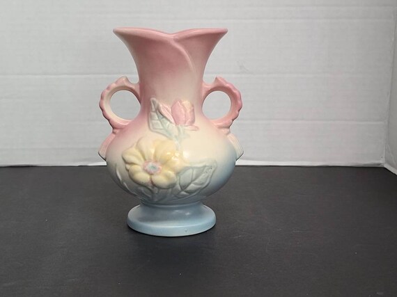 Hull pottery vase