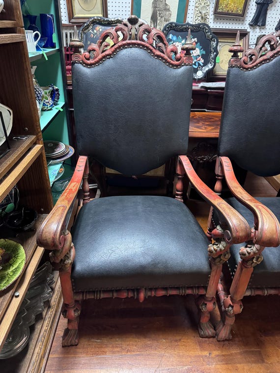 Baroque carved throne chair