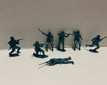 Plastic Union Soldiers