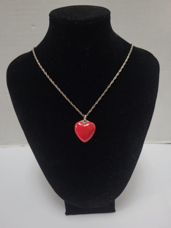 Acrylic Heart Pendent Necklace