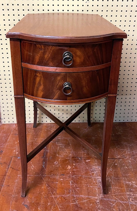 Burl wood table